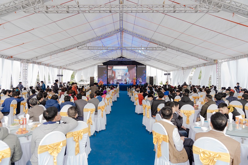 Cho thuê bàn ghế sự kiện - Luxevent