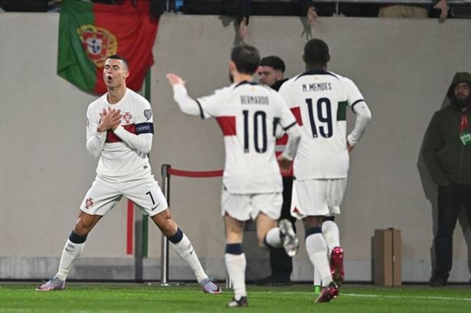 Xô đổ kỷ lục thế giới, Ronaldo tuyên bố xanh rờn