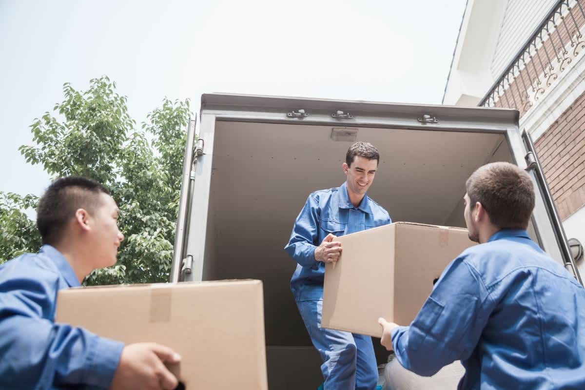 How to Find an Efficient Moving Company in Delray Beach | by Lee’s Moving Company | Mar, 2023 | Medium