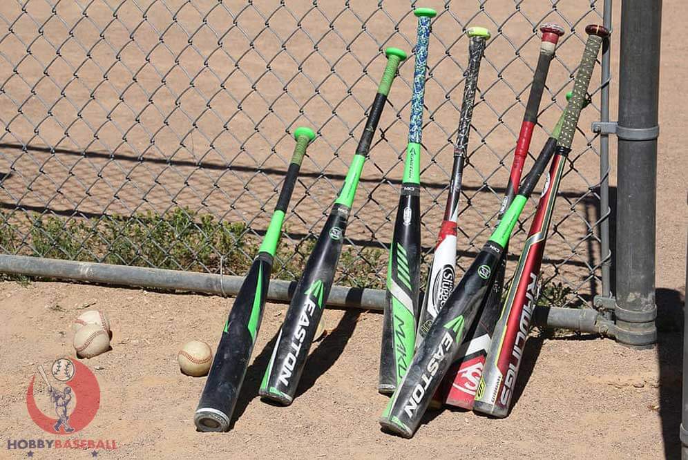How To Clean A Wooden Baseball Bat? A comprehensive guide