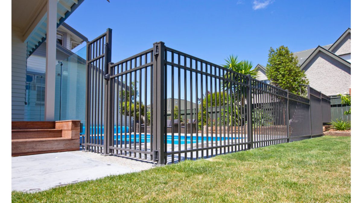 How to Choose the Right Aluminium Fencing for Your Home