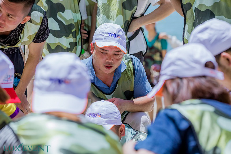 Top 10 trò chơi team building giải mật mã hack não nhất 2023