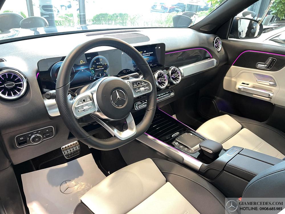 Nội thất Mercedes GLB 200 AMG: Thiết kế tinh tế và đa dụng