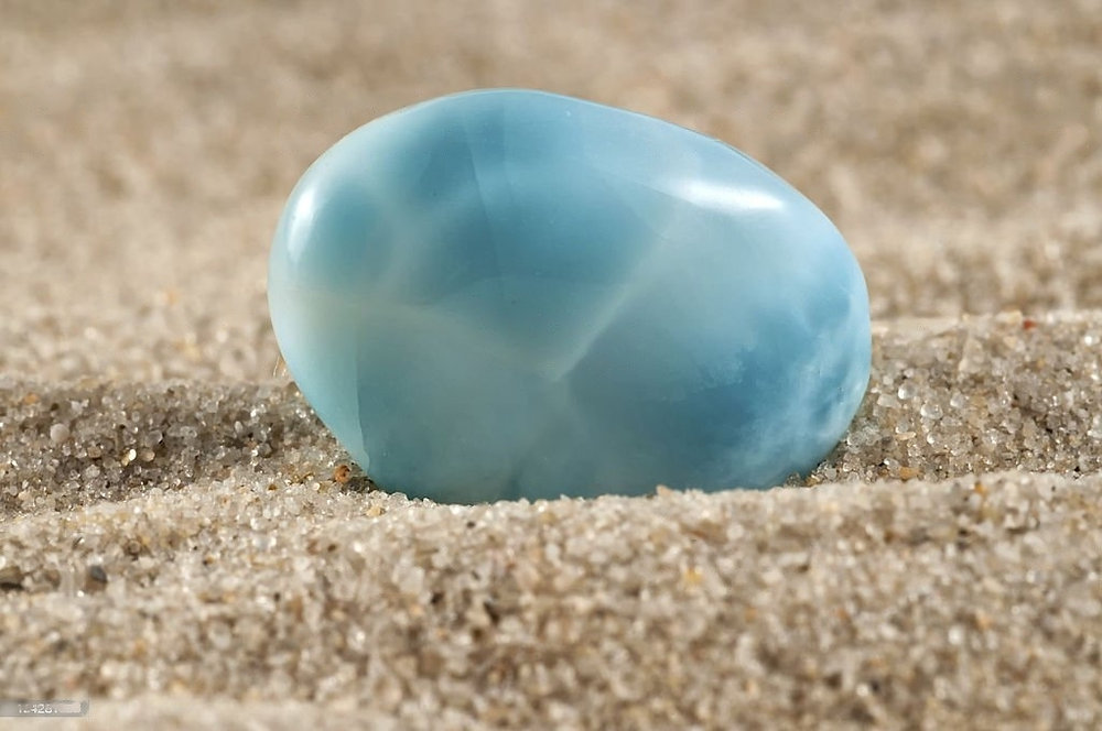 Larimar Gemstone: Insights into Health and Astrology