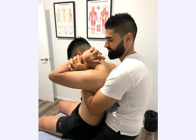 Benefits Of Seeking Professional Neck Pain Treatment | TheAmberPost