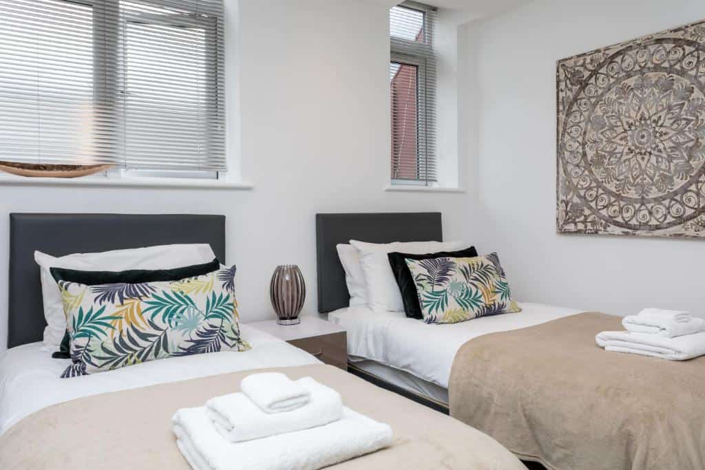 Find Luxury Holiday Apartments, Self-Catering Accommodation, Serviced Apartments - Oscar Owen