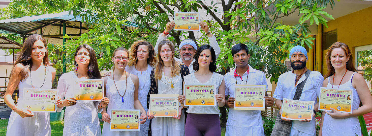 200 Hour Yoga Teacher Training in Rishikesh India - 2024