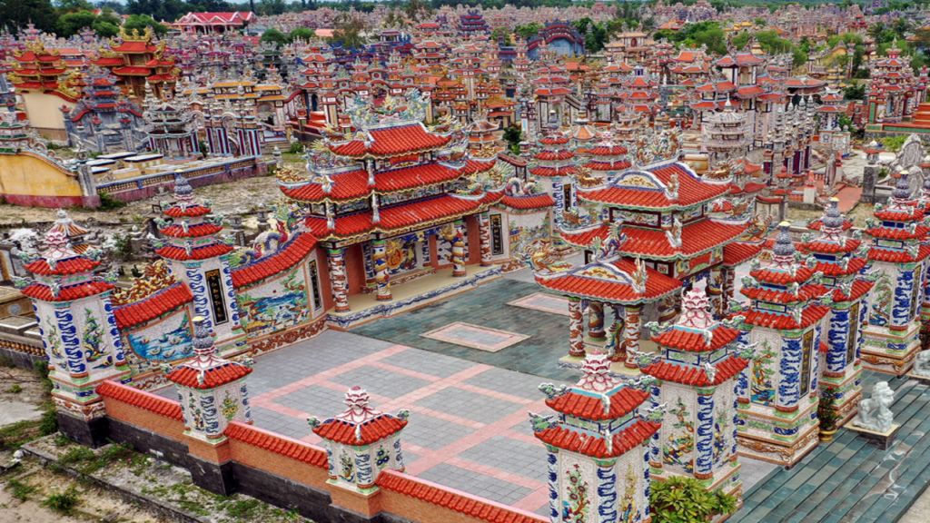 An Bang Village - The Unique "City of Ghosts" in Viet Nam