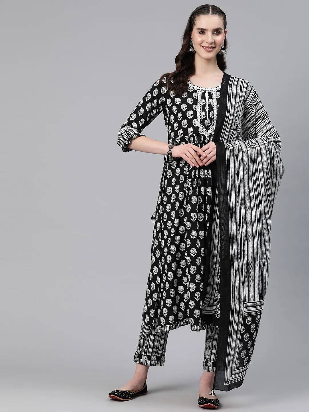 The Perfect Fusion: Unique Kurta With Palazzo Designs – Readiprint Fashions