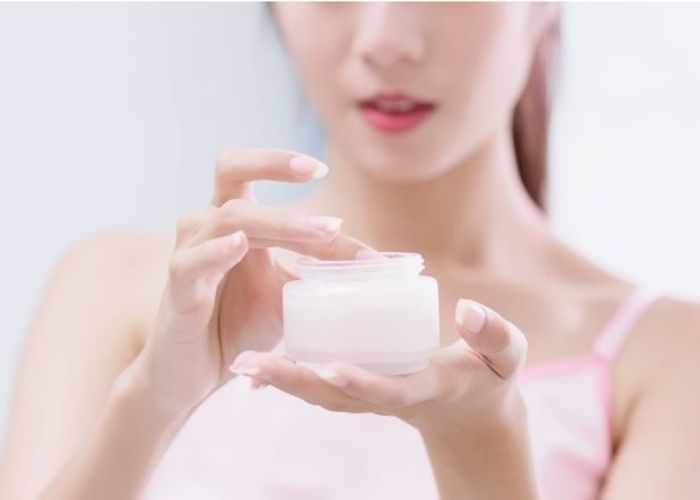 Cách cấp ẩm cho da khô hiệu quả với mỹ phẩm Hàn Quốc