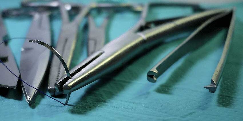 SurgiPro's Top 5 Needle Holders - SurgiPro, Inc.