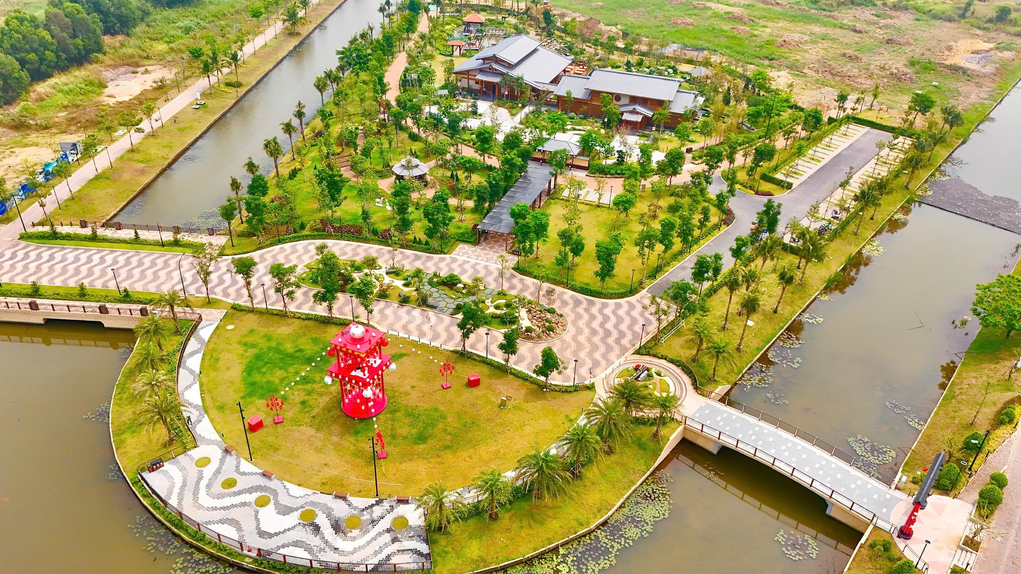 Bất động sản ven sông: "Mật mã thượng lưu" không thể sao chép