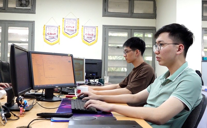Địa chỉ thi thử tốt nghiệp thpt 2025 online thí sinh cần biết