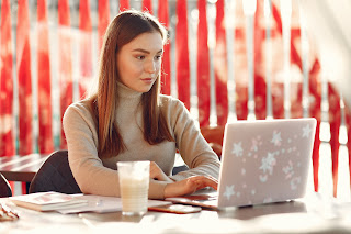 Exploring Programmatic Online Advertising Canada: Trends & Insights