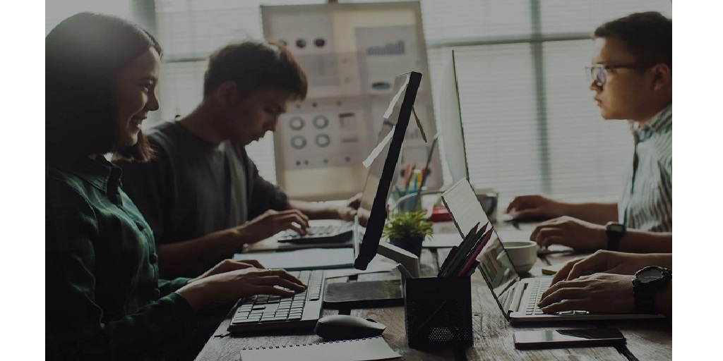 Does Hiring an eCommerce SEO Agency in 2025 Still Make Sense? - EblogStack - Best Guest Posting Site