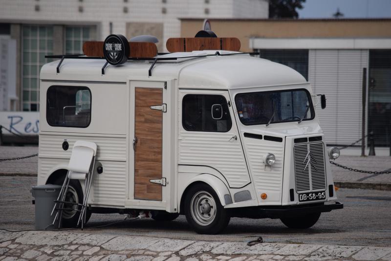 How to Book a Food Truck for Catering in Sydney