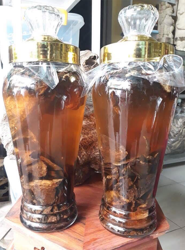 Trầm hương ngâm rượu có tác dụng gì? Cách ngâm đúng chuẩn Cách ngâm rượu Trầm