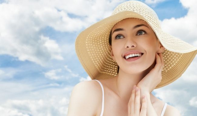 Mỹ phẩm thiên nhiên cho da mùa hè: Giải pháp "vàng" cho làn da khỏe đẹp, không lo kích ứng!