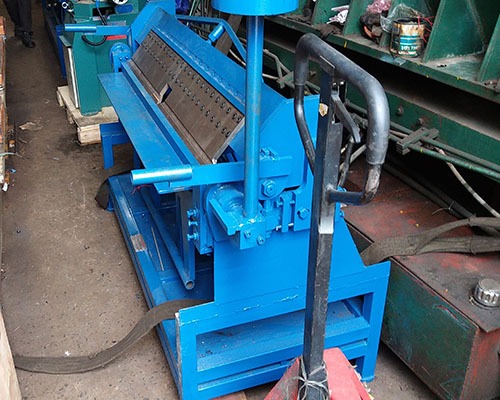 Máy chấn tôn là gì? Cấu tạo và nguyên lý hoạt động