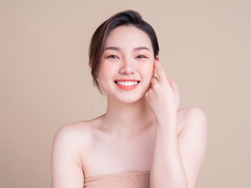 Không dùng mỹ phẩm da vẫn đẹp: Bí quyết cho làn da rạng rỡ tự nhiên – Newway - Thương hiệu uy tín hàng đầu trong lĩnh vực dược mỹ phẩm