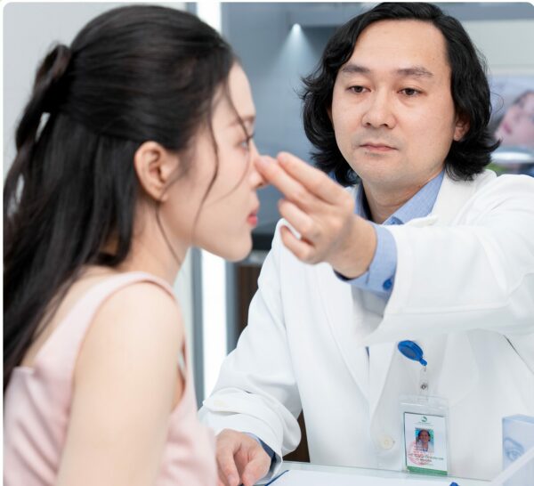 Sửa mũi bao nhiêu tiền? Sửa mũi có ảnh hưởng gì không? - Bệnh viện Thẩm mỹ Thu Cúc