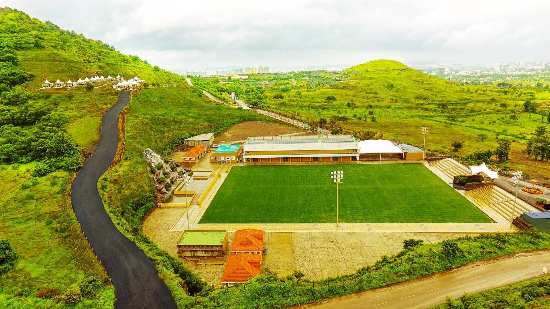 Wedding and Marriage lawn in Pune - Sunnys World