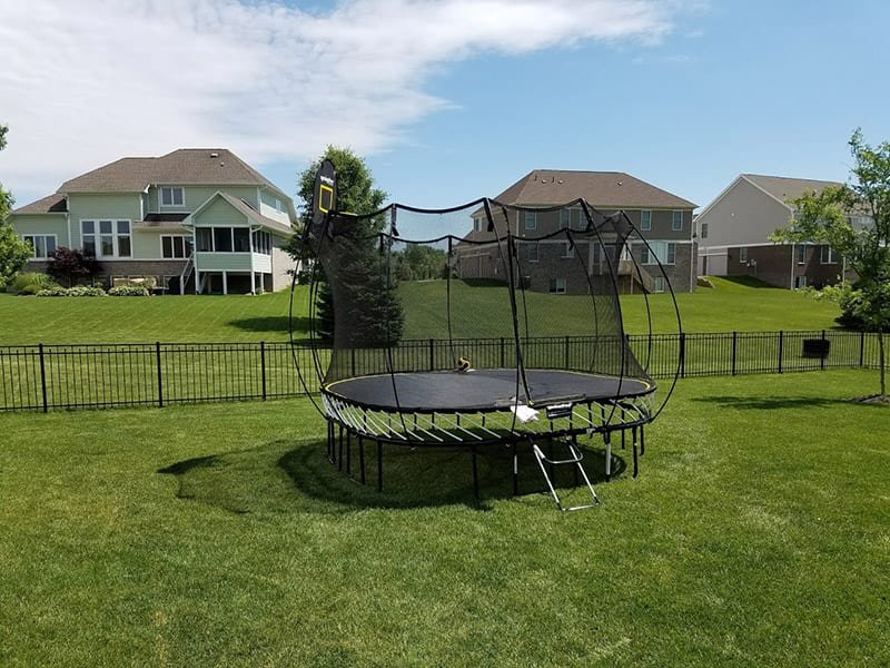 United Kingdom - Trampoline Assembly