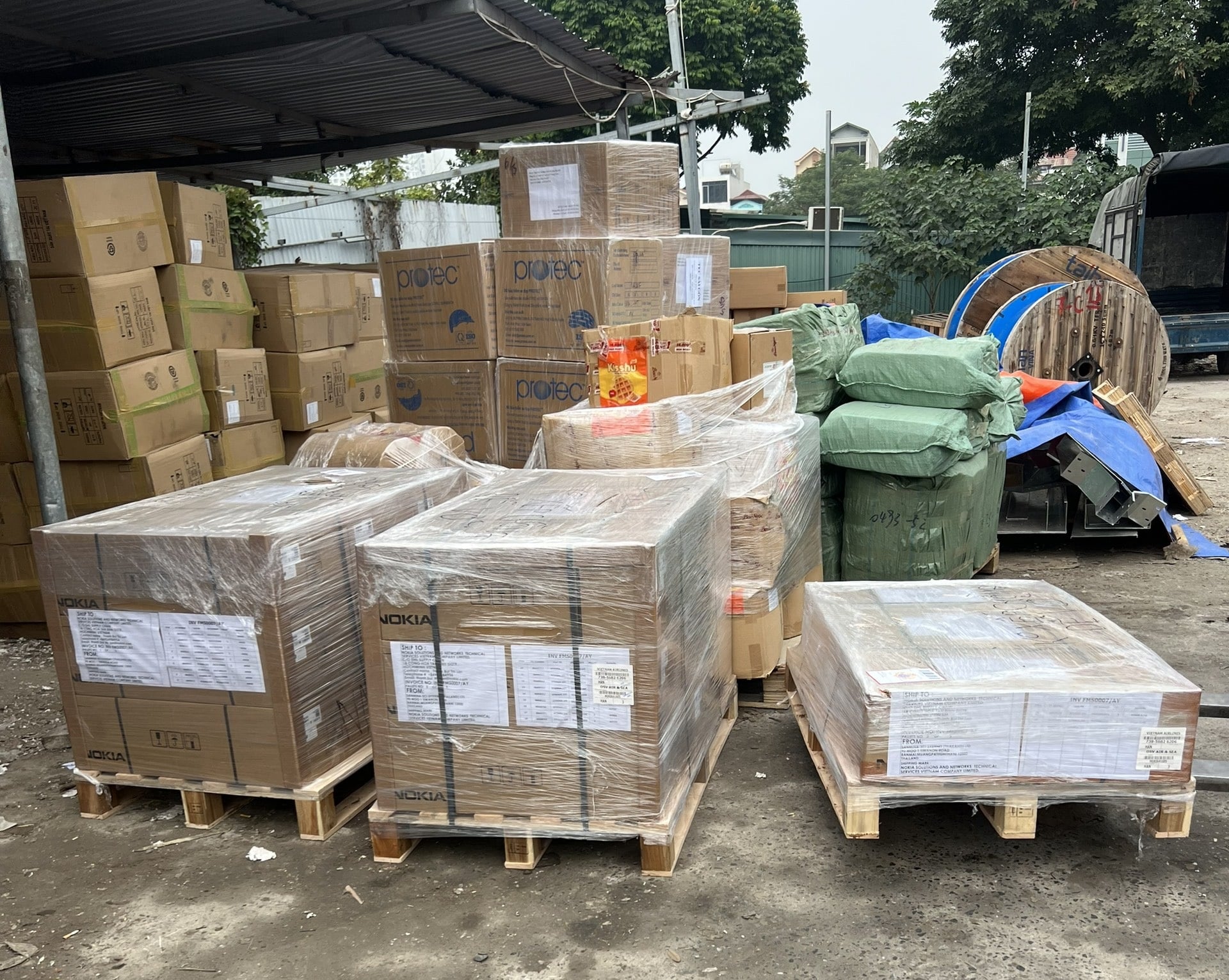 Chành Xe Gửi Hàng Từ Phú Thọ Vào Sài Gòn