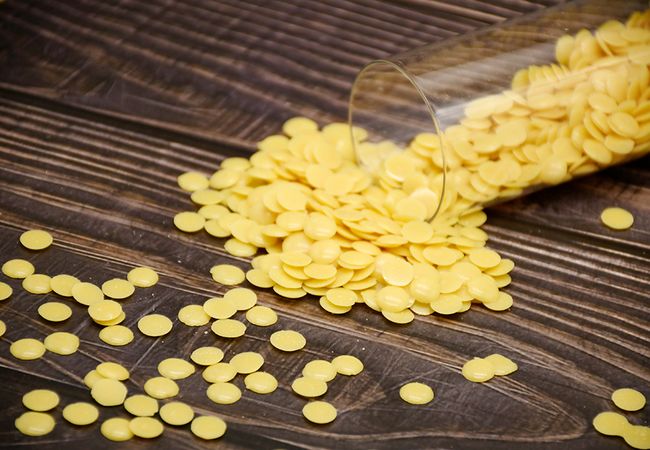 Sáp candelilla trong mỹ phẩm: Thành phần nền hoàn hảo cho xu hướng thuần chay