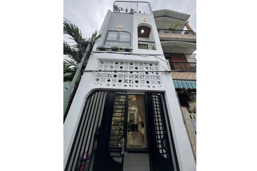 Bán Nhà 3 Tầng 3 Mê - Kiệt 325 Hùng Vương – TP Đà Nẵng, Full Nội Thất