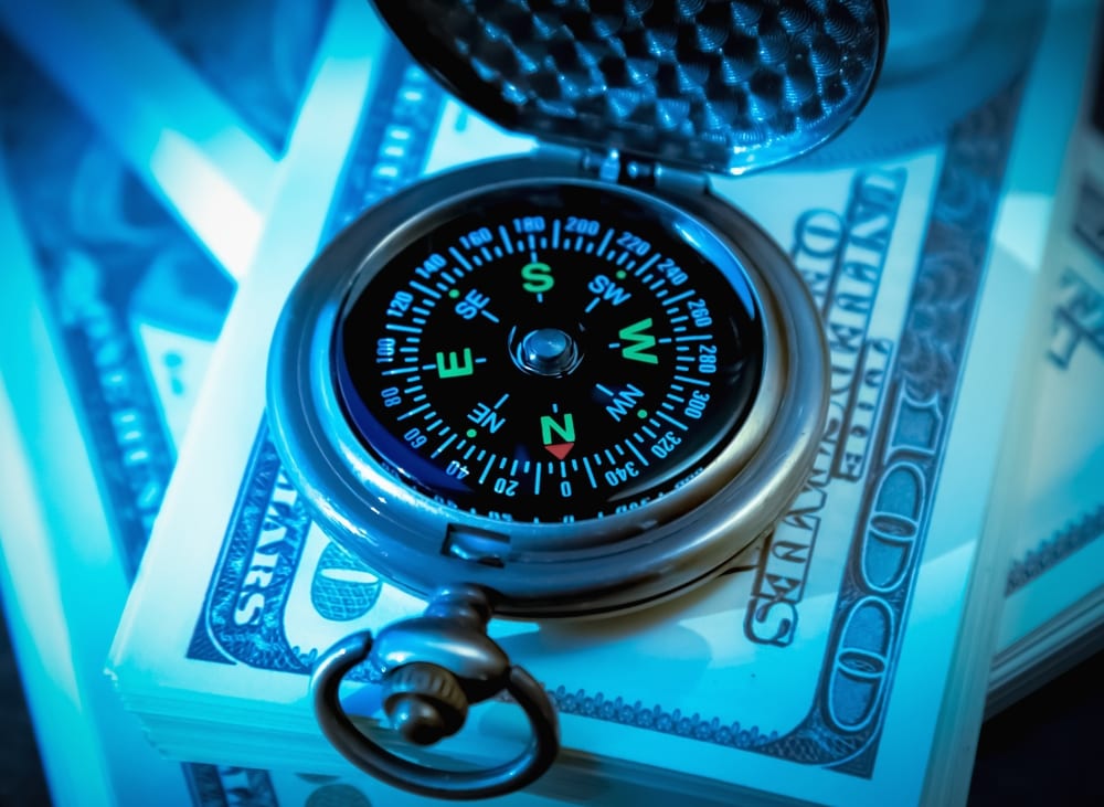 Navigating the Forex Market: An In-depth Look at Forex Trading Strategies – Huracan Trading