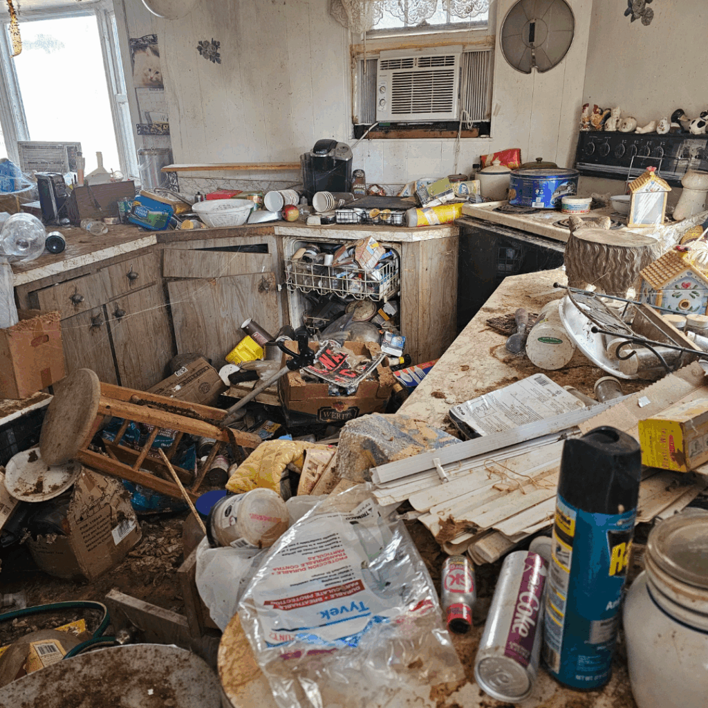 Professional Hoarding Cleanup Services | Trusted & Discreet