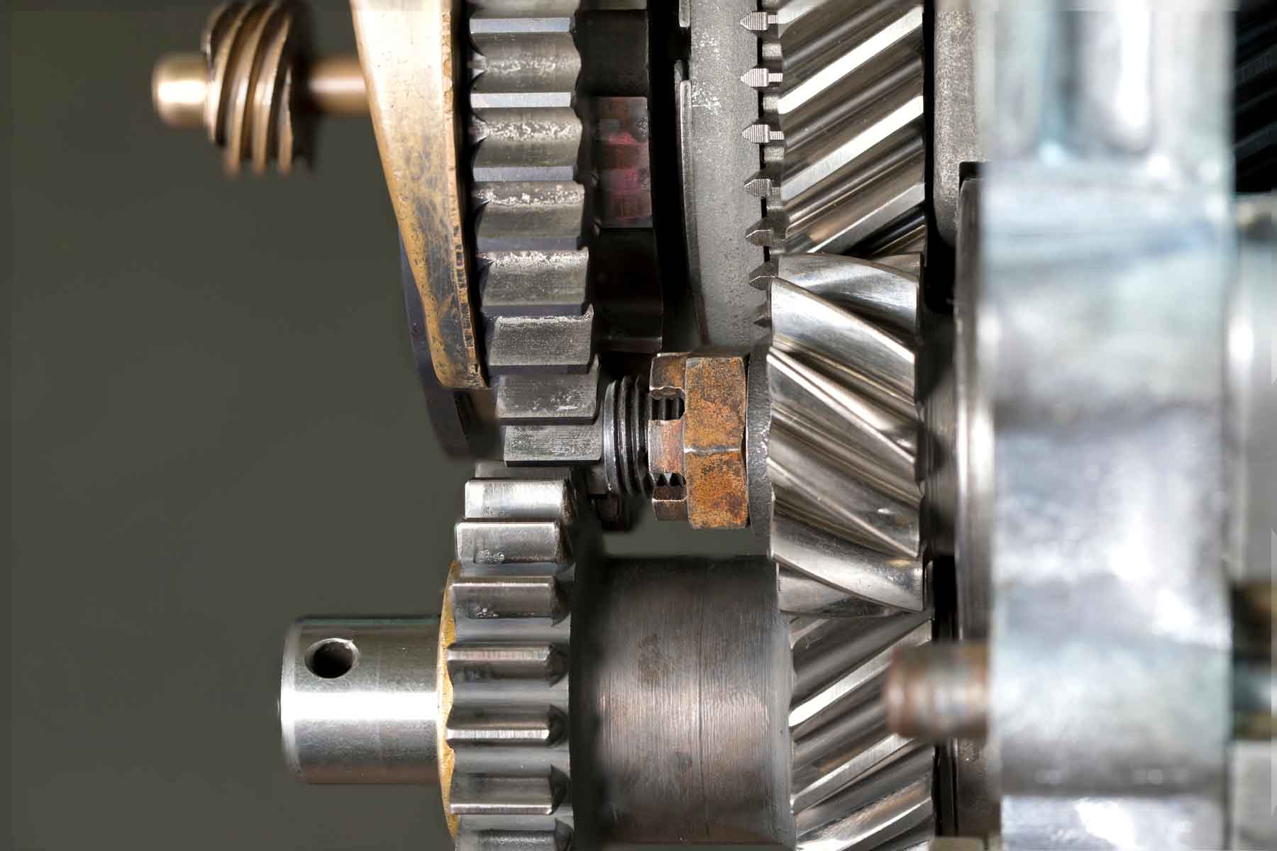 Porsche Engine & Gearbox Rebuilds - Chelsea Carrera