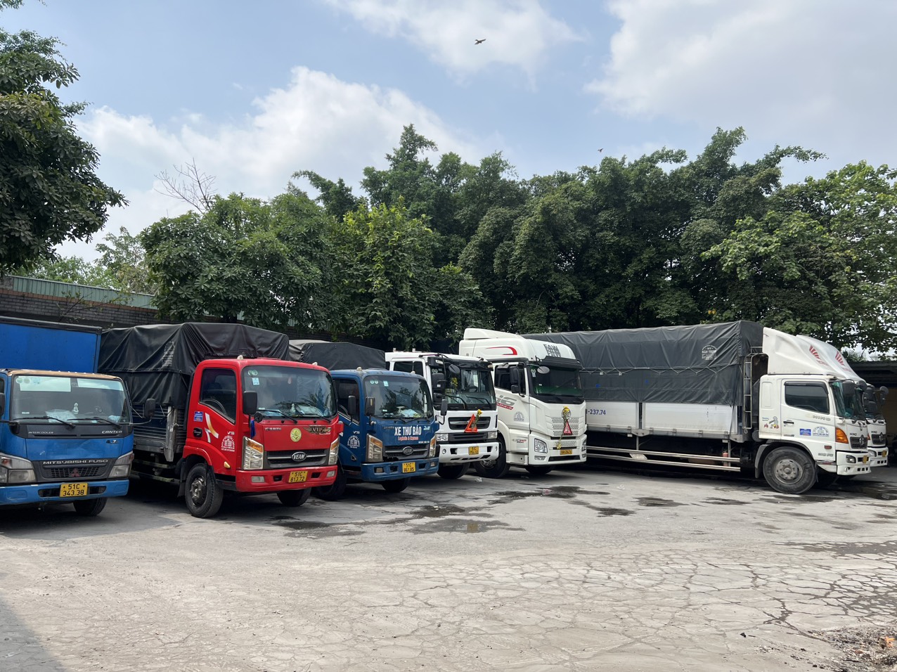 Dịch vụ kho bãi và trung chuyển trong vận tải Bắc Nam