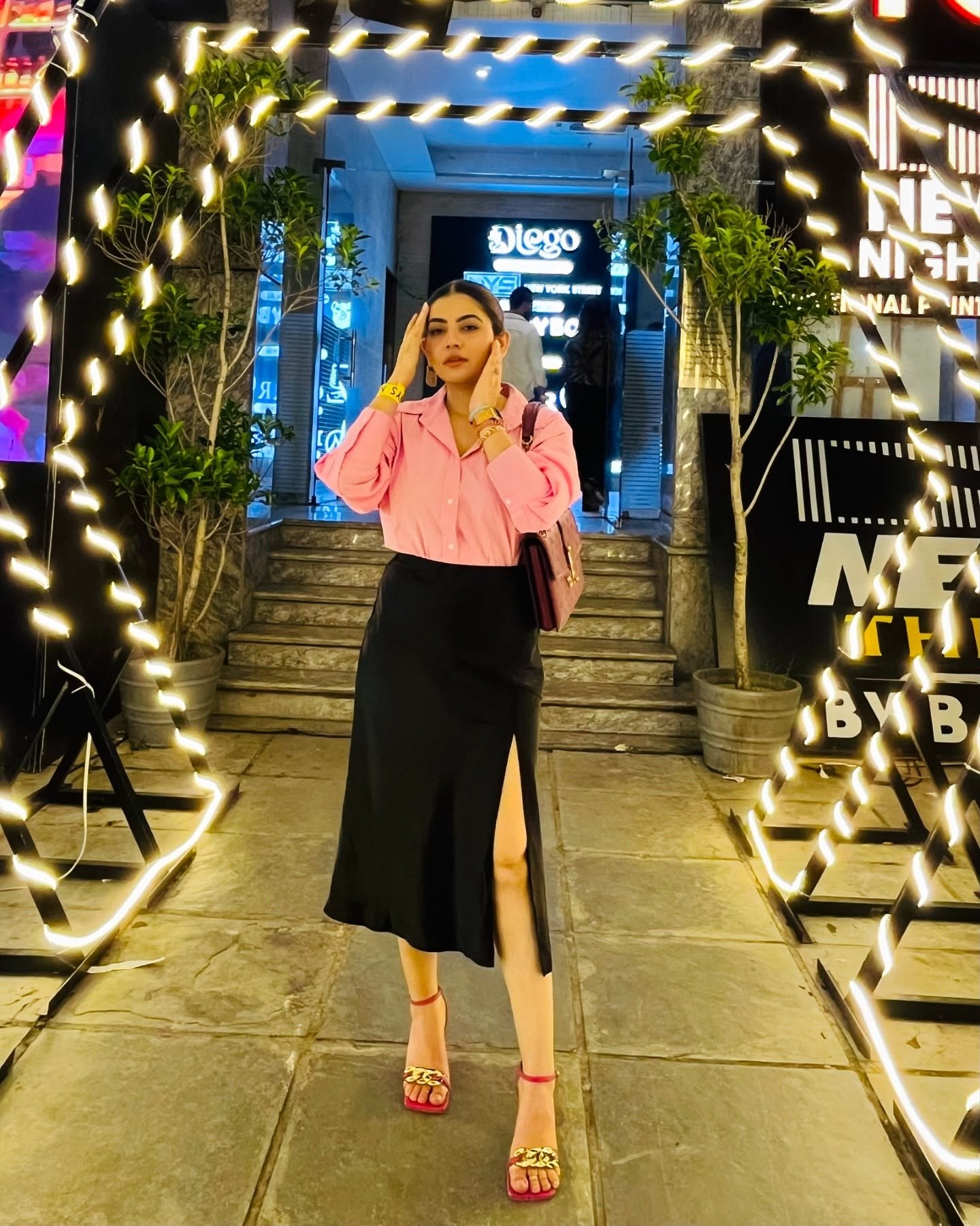 Call Girls in Delhi Escorts ₹2999 Book Delhi Call Girls