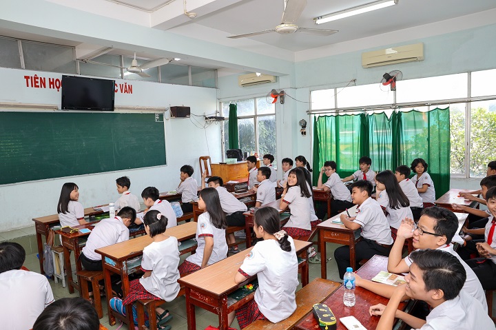 Môi Trường Học Tập Cấp 3: Chìa Khóa Vàng Khởi Tạo Sự Tự Tin & Định Hướng - Trường THCS - THPT Tư thục Hồng Đức