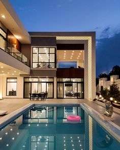 Villas in Noida