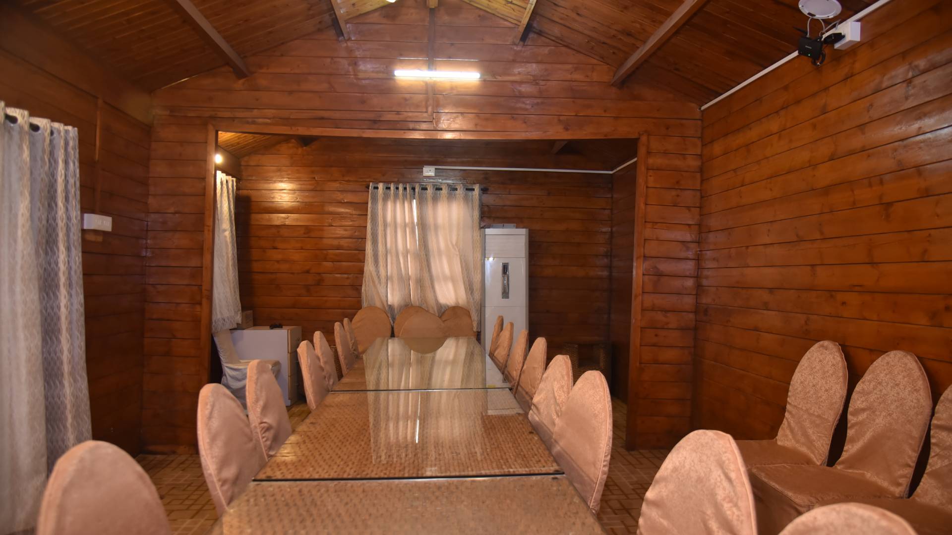 Banquet Halls in Pune for Weddings at Sunnys World