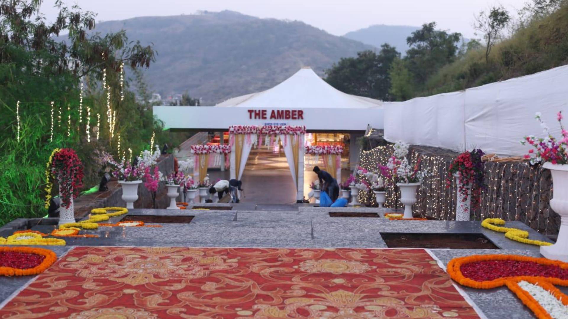 Sunnys World | Banquet Halls in Pune for Weddings
